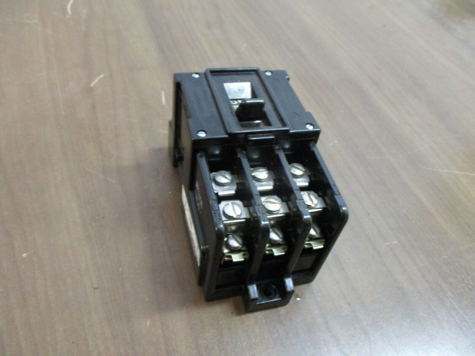 GE Size M-0 Manual Starter CR1062R1B 600V 5 HP Used