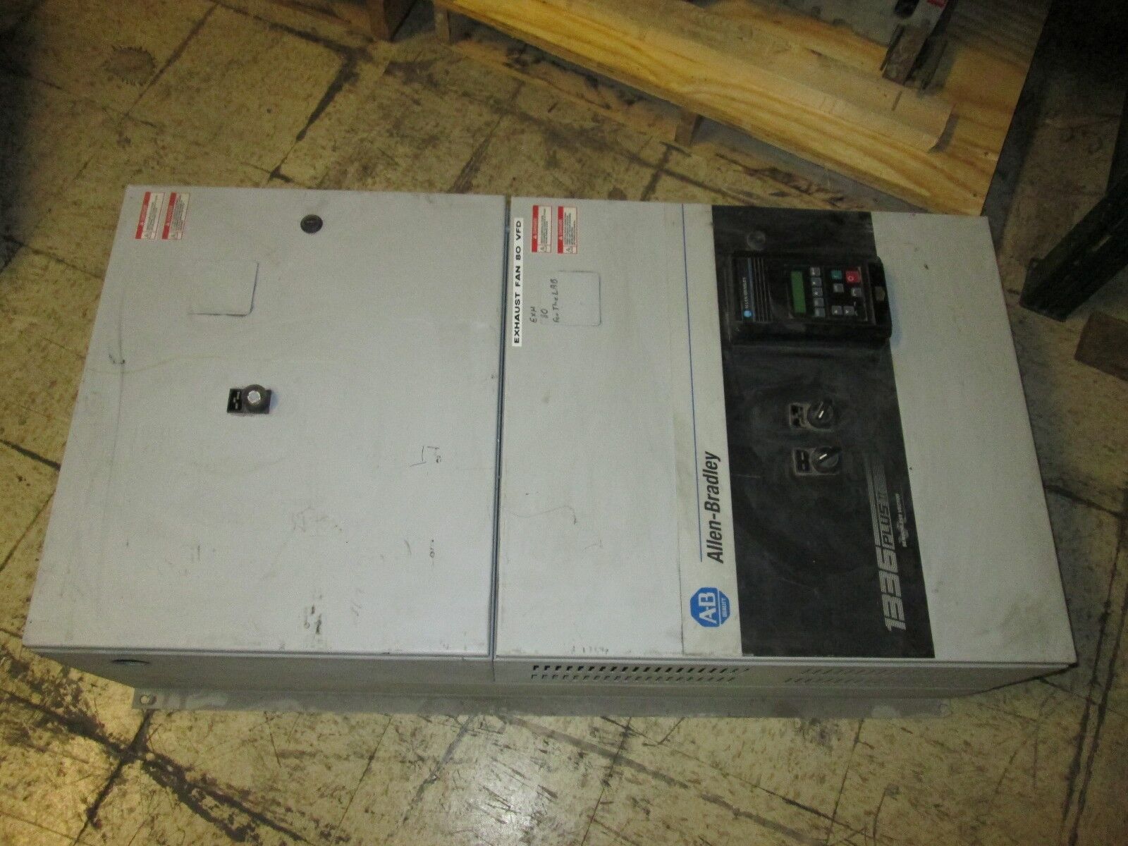 Allen-Bradley 1336 Plus 2 AC Drive w/ Bypass 1336F-BR200-AN-EN-LG Used