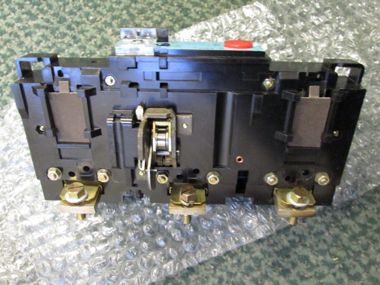 GE Record Circuit Breaker Trip Unit 630A 3P New Surplus