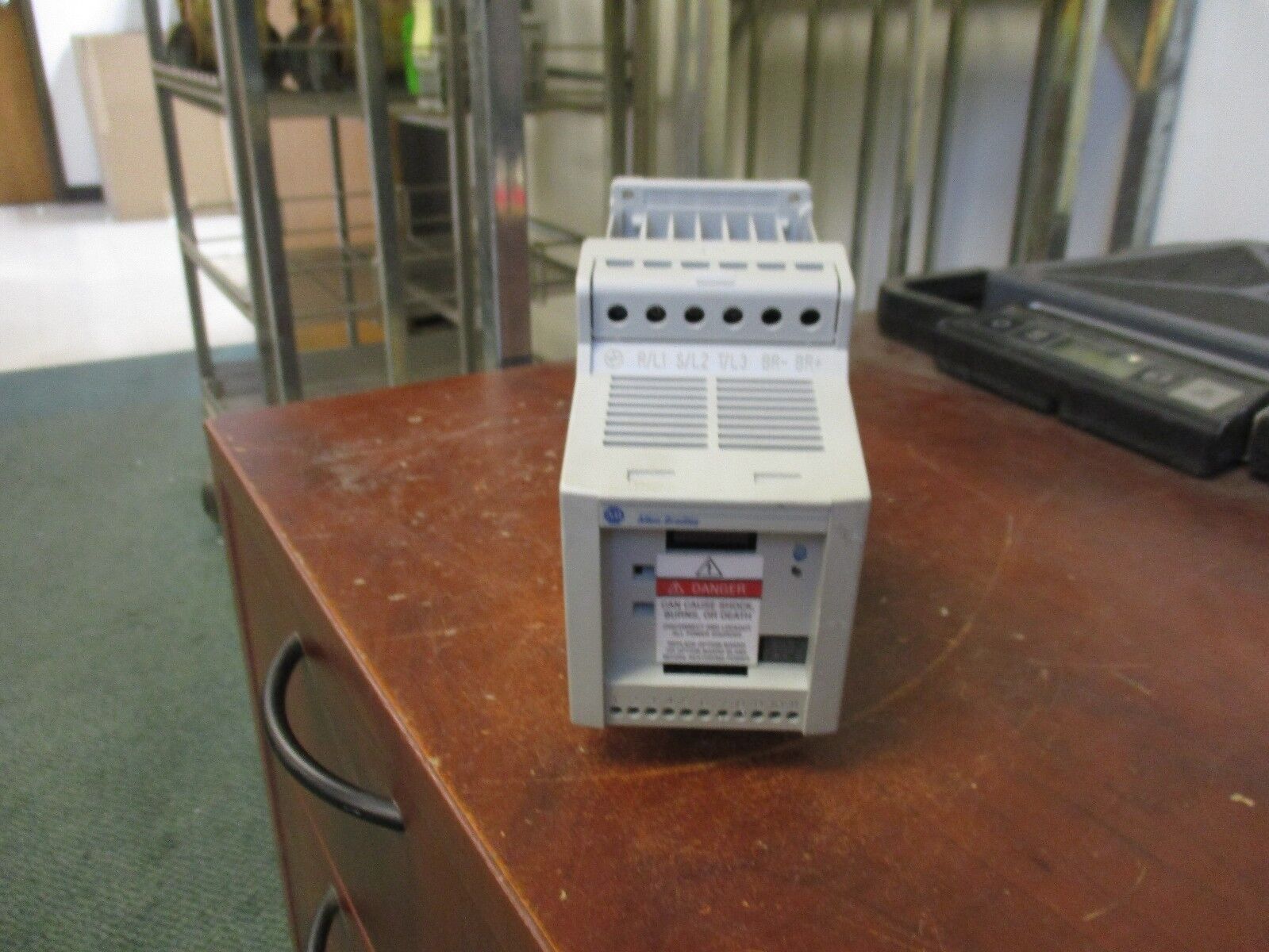 Allen-Bradley Smart Speed Controller 160-BA03NSF1 1HP FRN: 7.05 Used