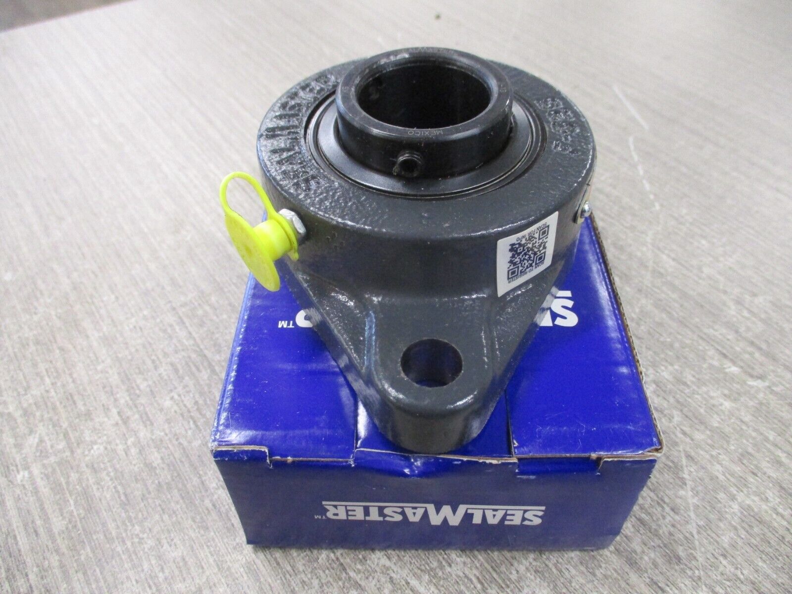 Seal Master Gold Line Flange Bearing SFT-19 1 3/16" New Surplus