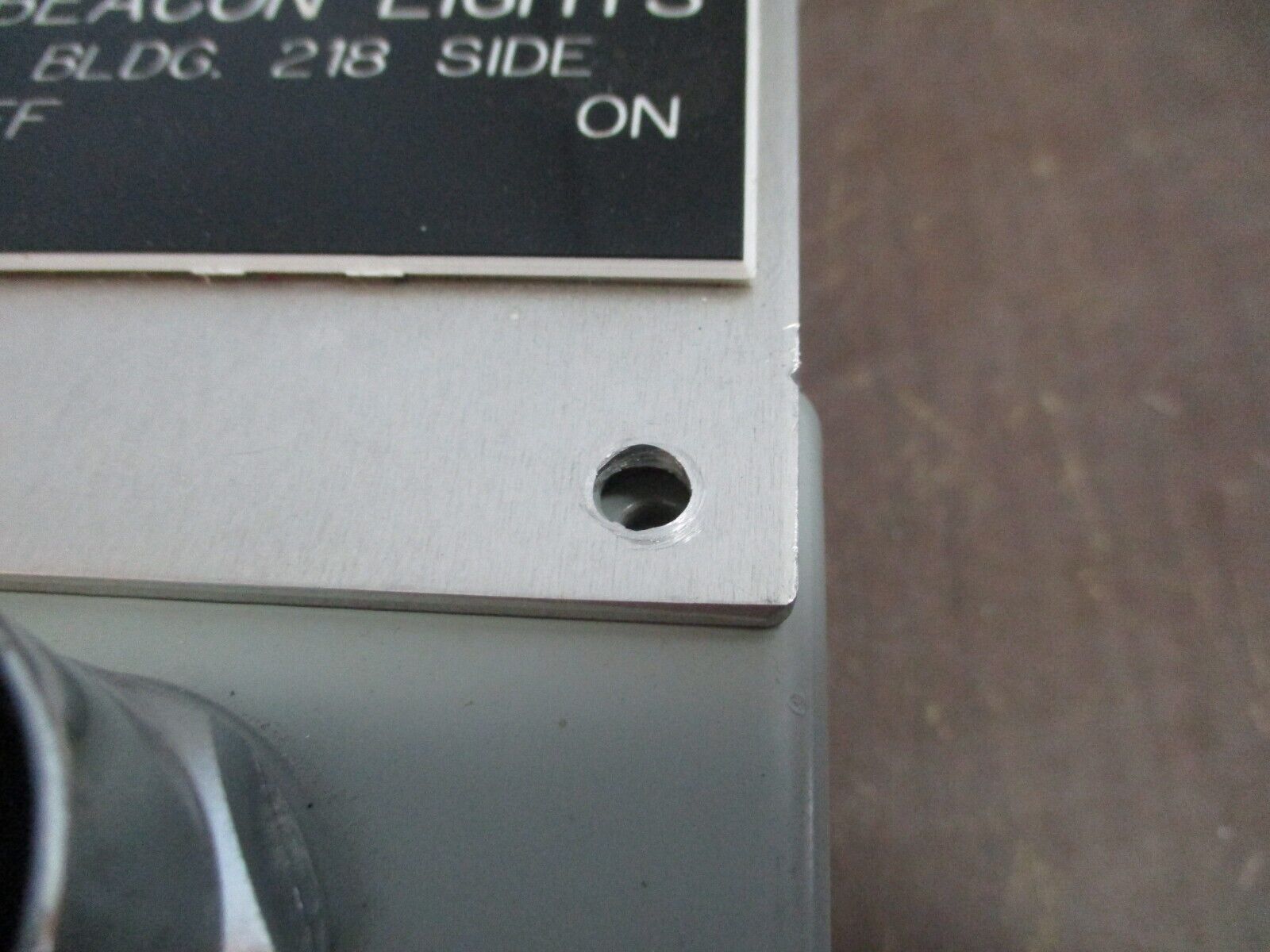 Square D Keyed Selector Switch 9001 KA1 Ser. K *Missing (1) Cover Screw* Used