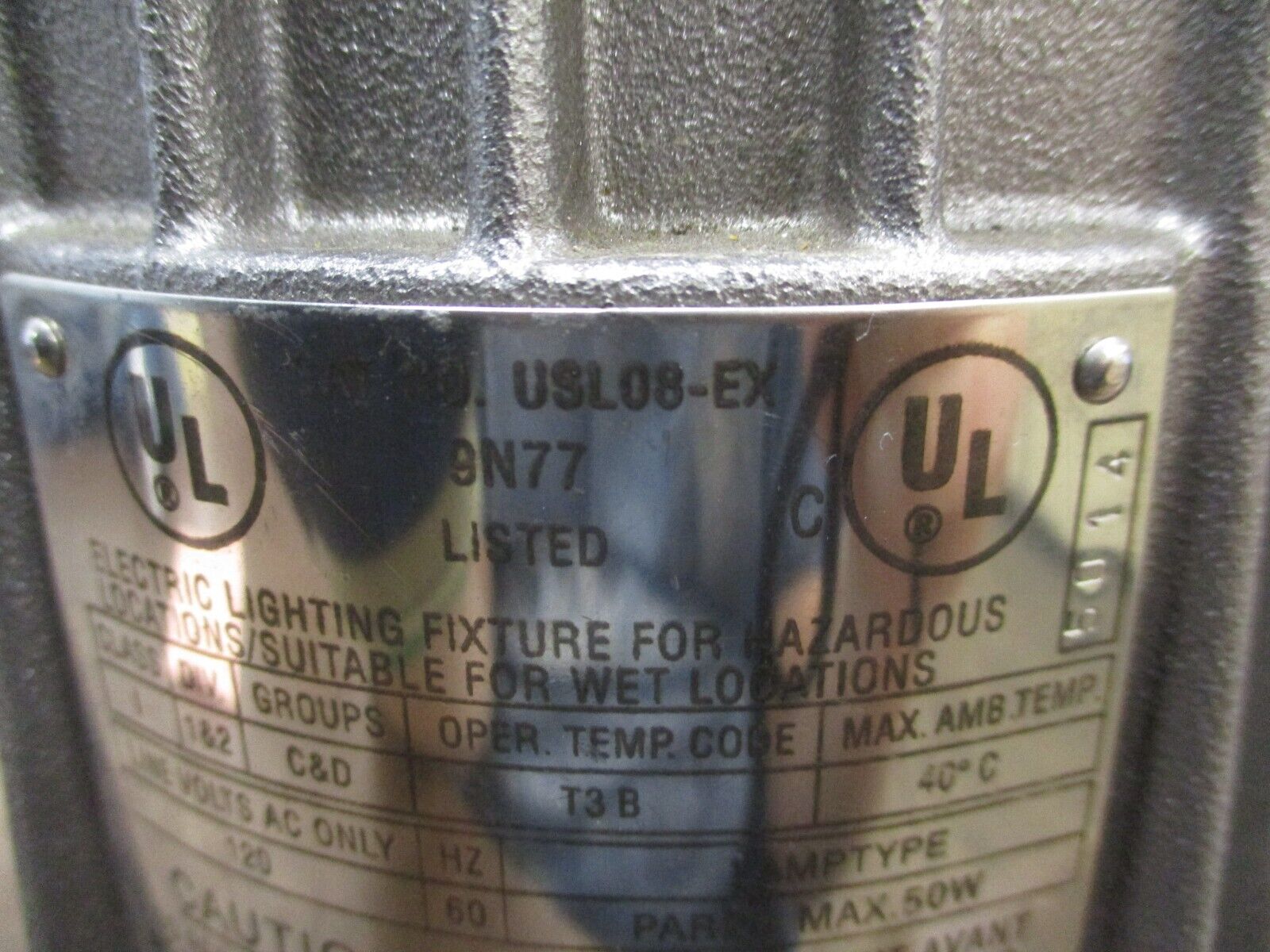 Lumiglas Explosion Proof Lighting Fixture USL08-EX 120V Used