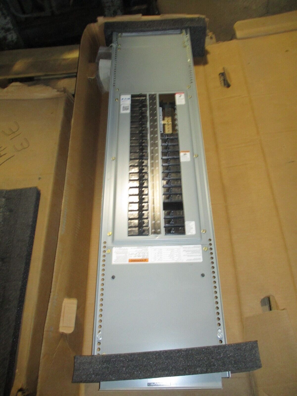 Eaton Panelboard Interior w/ Cover PRL1A / 2060 400A 208Y/120V 3Ph 4W 42-Space