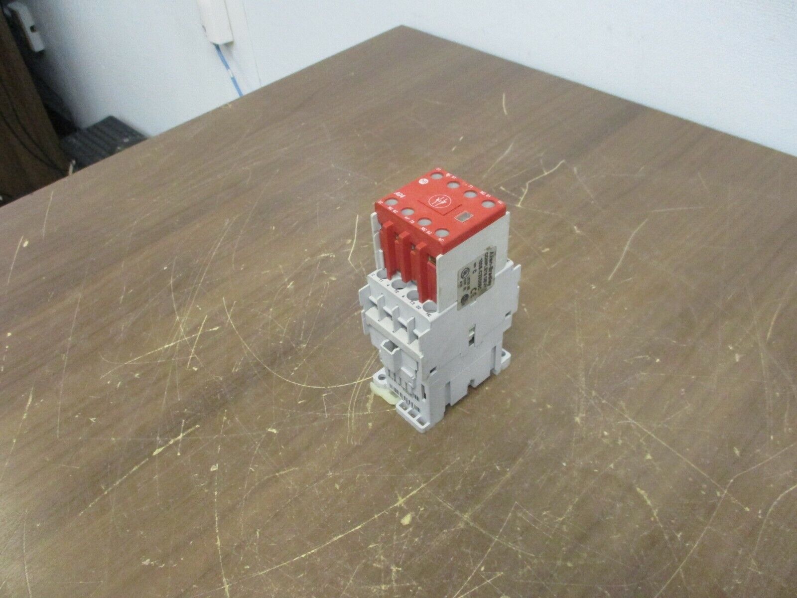 Allen-Bradley Safety Contactor 100S-C23D05C 120V Coil 20A 600V Used