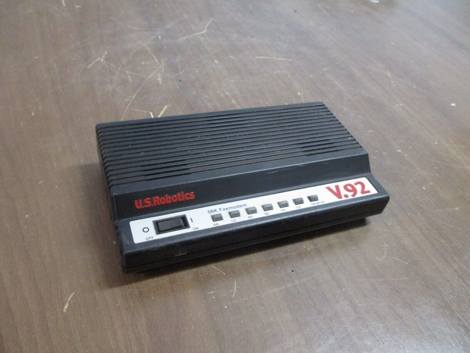 UU.S. Robotics External Faxmodem USR5686E V.92 56K Used