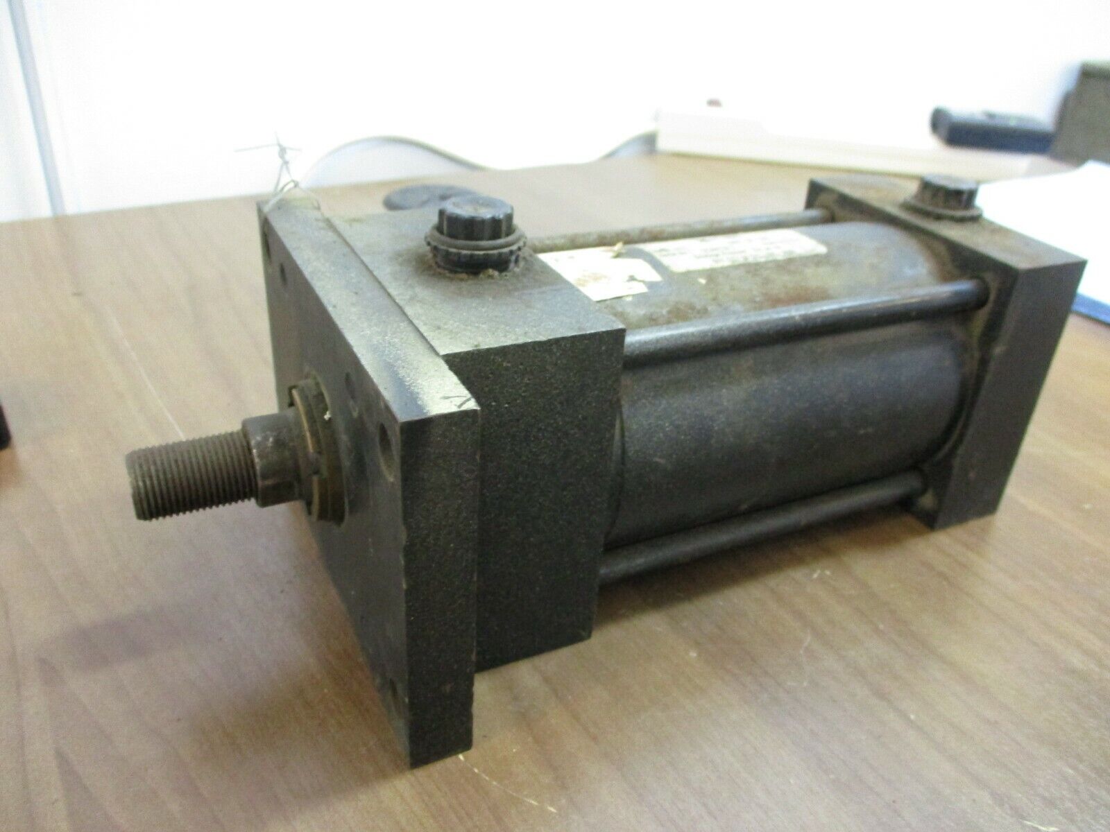 RWC Air Cylinder 8896-06-105 250PSI Used