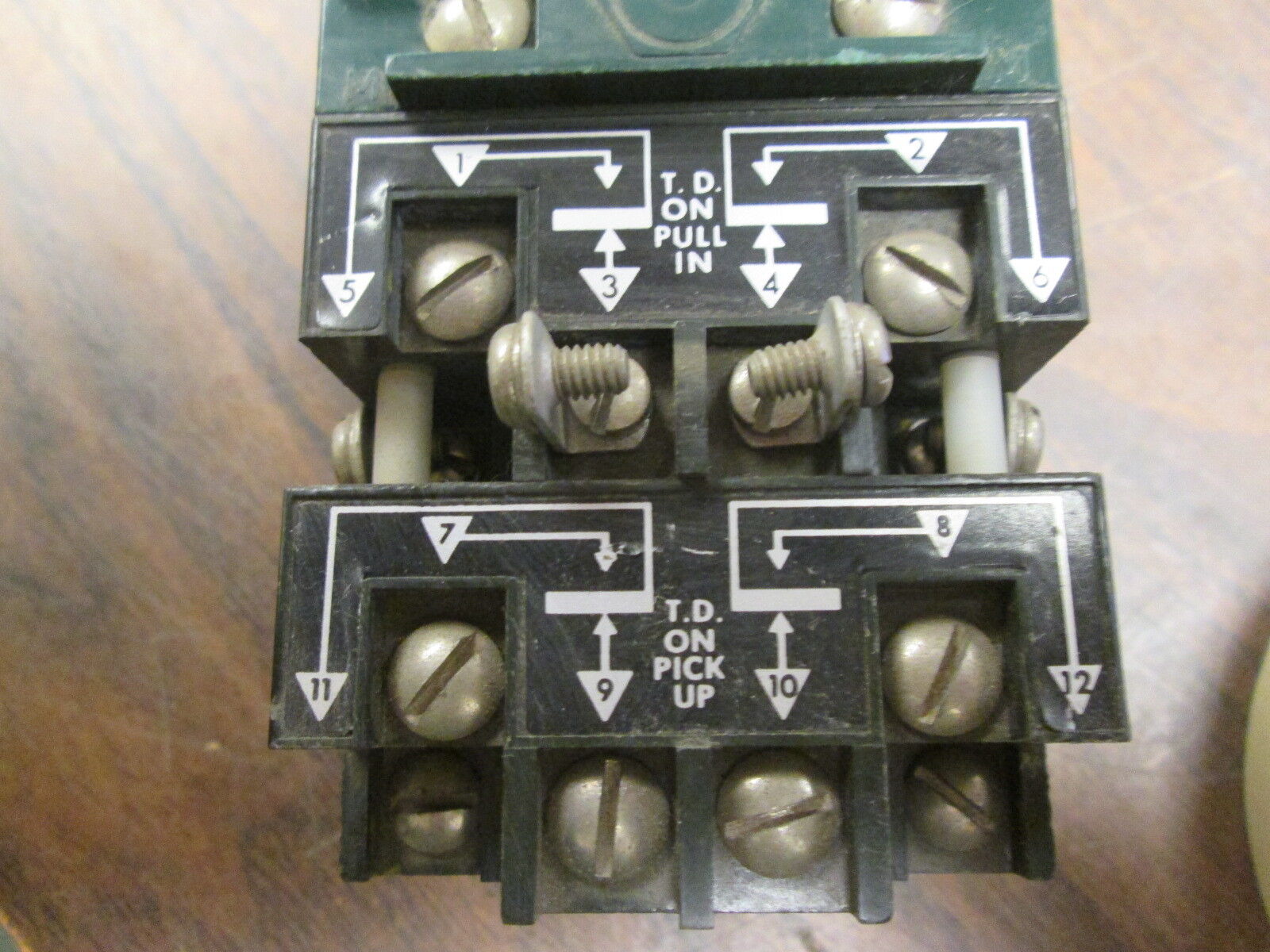 Agastat Time Delay Relay 2414AEK 120V Coil Range: 10-200 sec Used