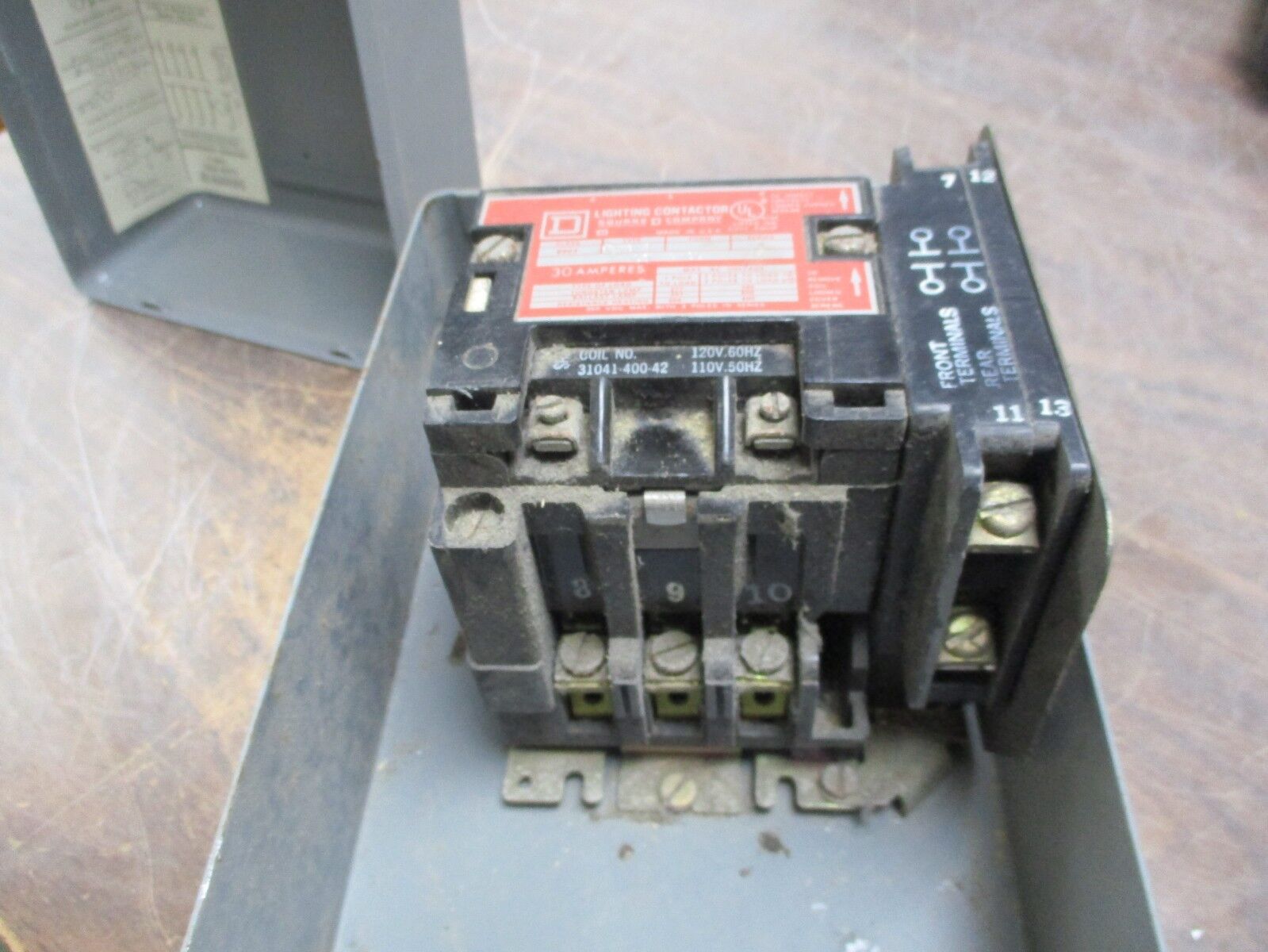 Square D Enclosed Lighting Contactor 8903 SMG 4 120V Coil 30A 600V Used