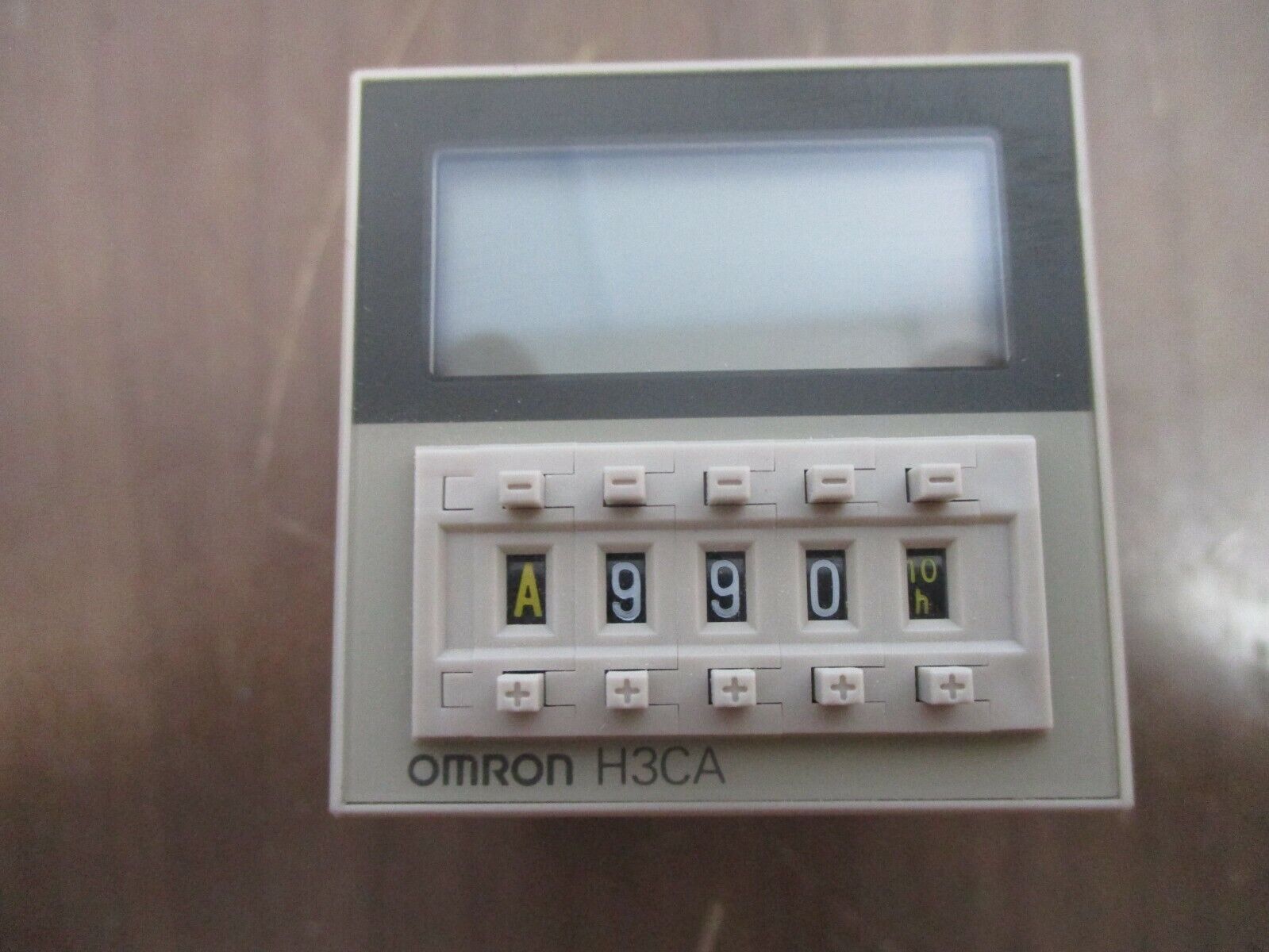 Omron Timer H3CA-A Range: 0.1s-9990h w/ Base Used