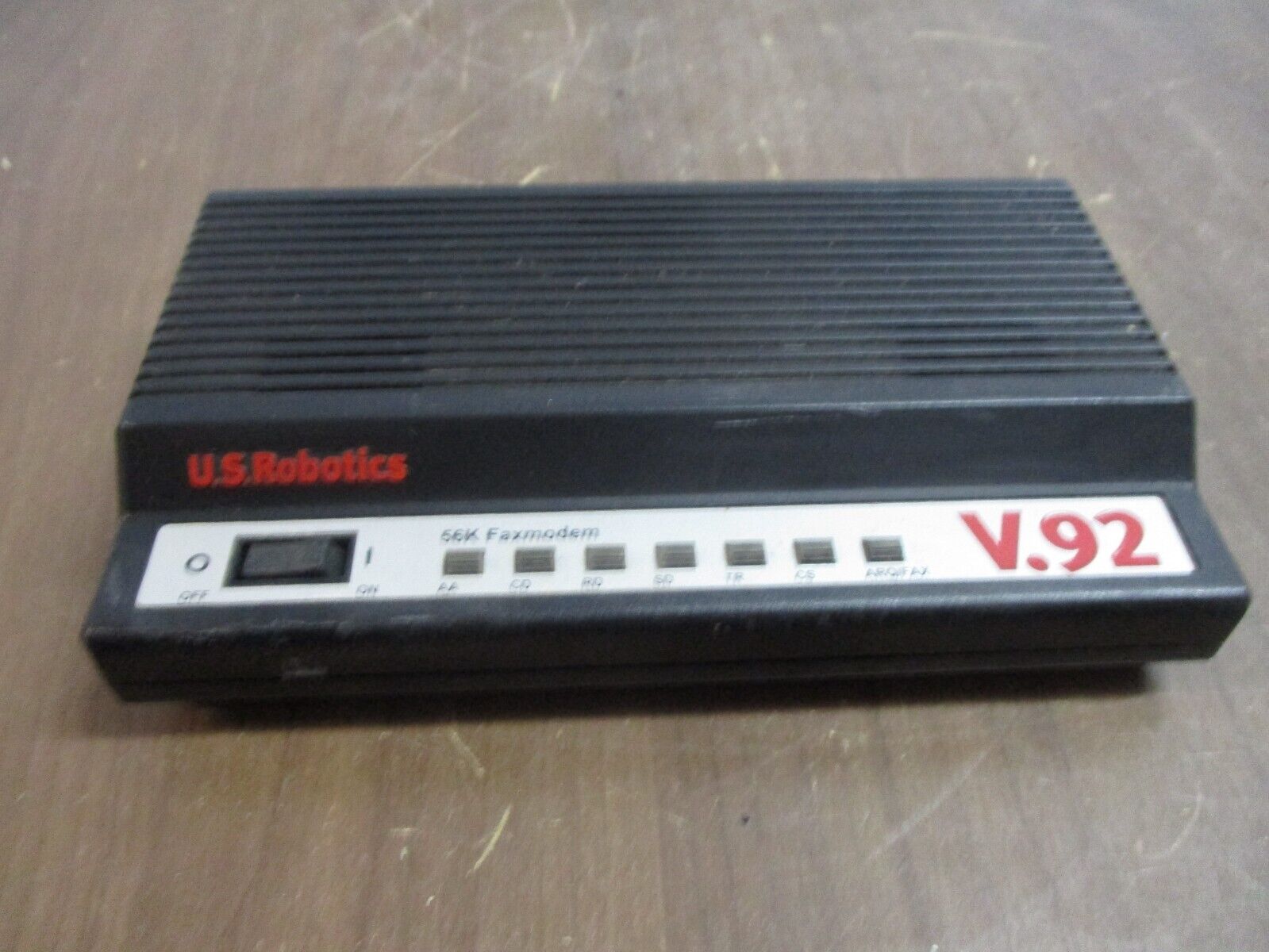 UU.S. Robotics External Faxmodem USR5686E V.92 56K Used