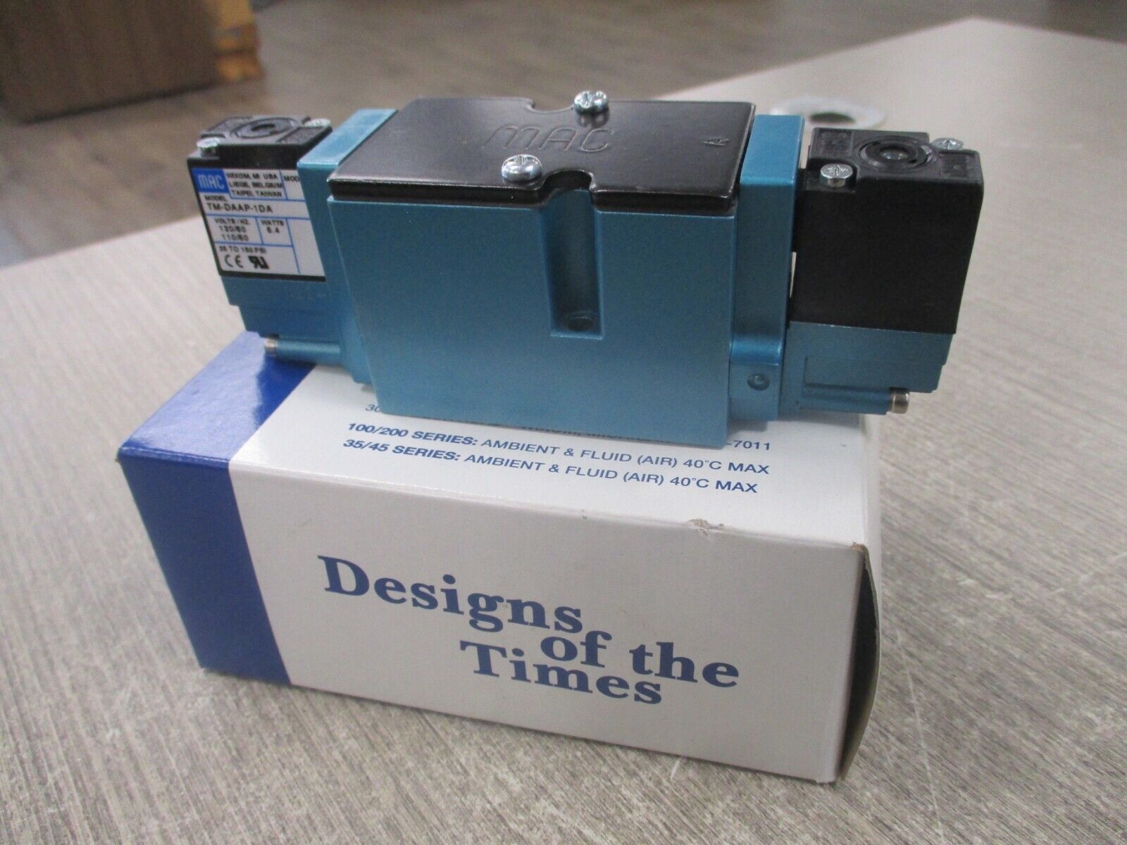 MAC Solenoid Valve 82A-DA-000-TM-DAAP-1DA New Surplus