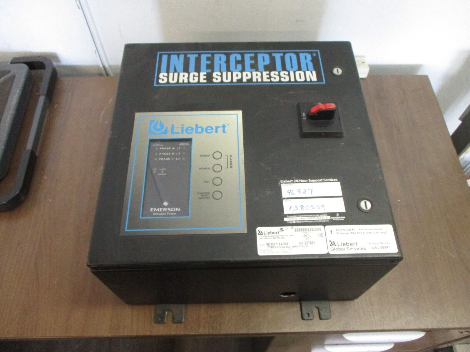 Liebert Interceptor Surge Suppressor SI025277XARSE 277/480V 3Ph 3W+G 47/63Hz