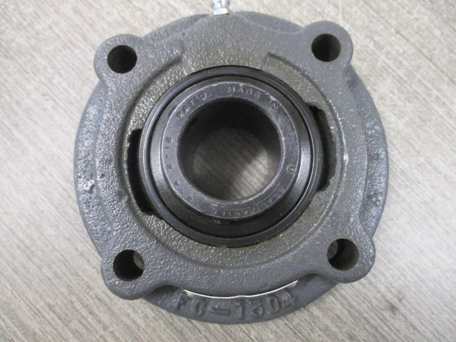 SealMaster Flange Bearing SFC 18 Used