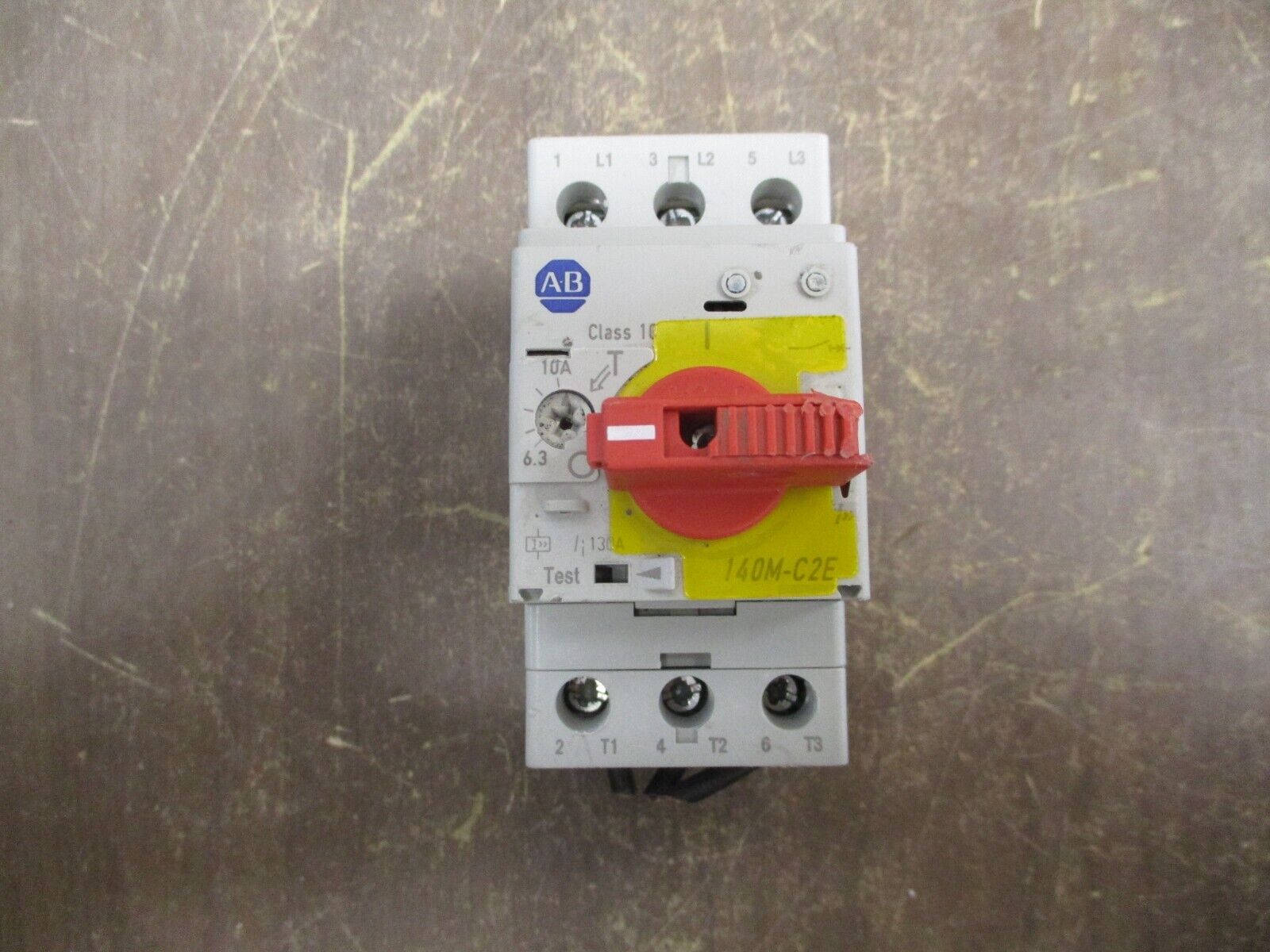 Allen-Bradley Manual Motor Protector 140M-C2E-C10 Trip : 6.3-10A *Broken Top*