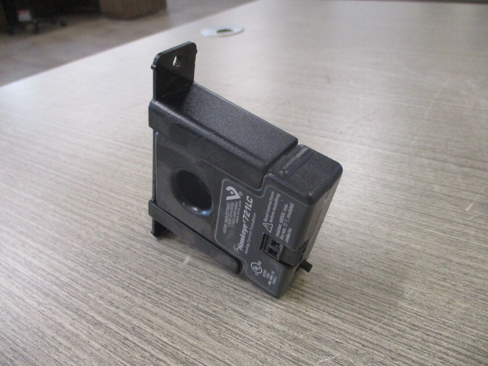 Veris Hawkeye Analog Current Transducer 721LC output: 4-20mA Used.