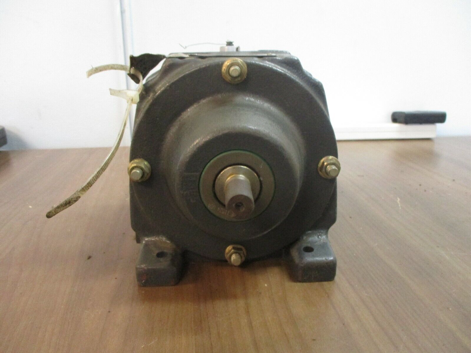 US Motors Series 3000 Reducer CBN3122SB36 3AP Ratio 5.2:1 1800 RPM In Used