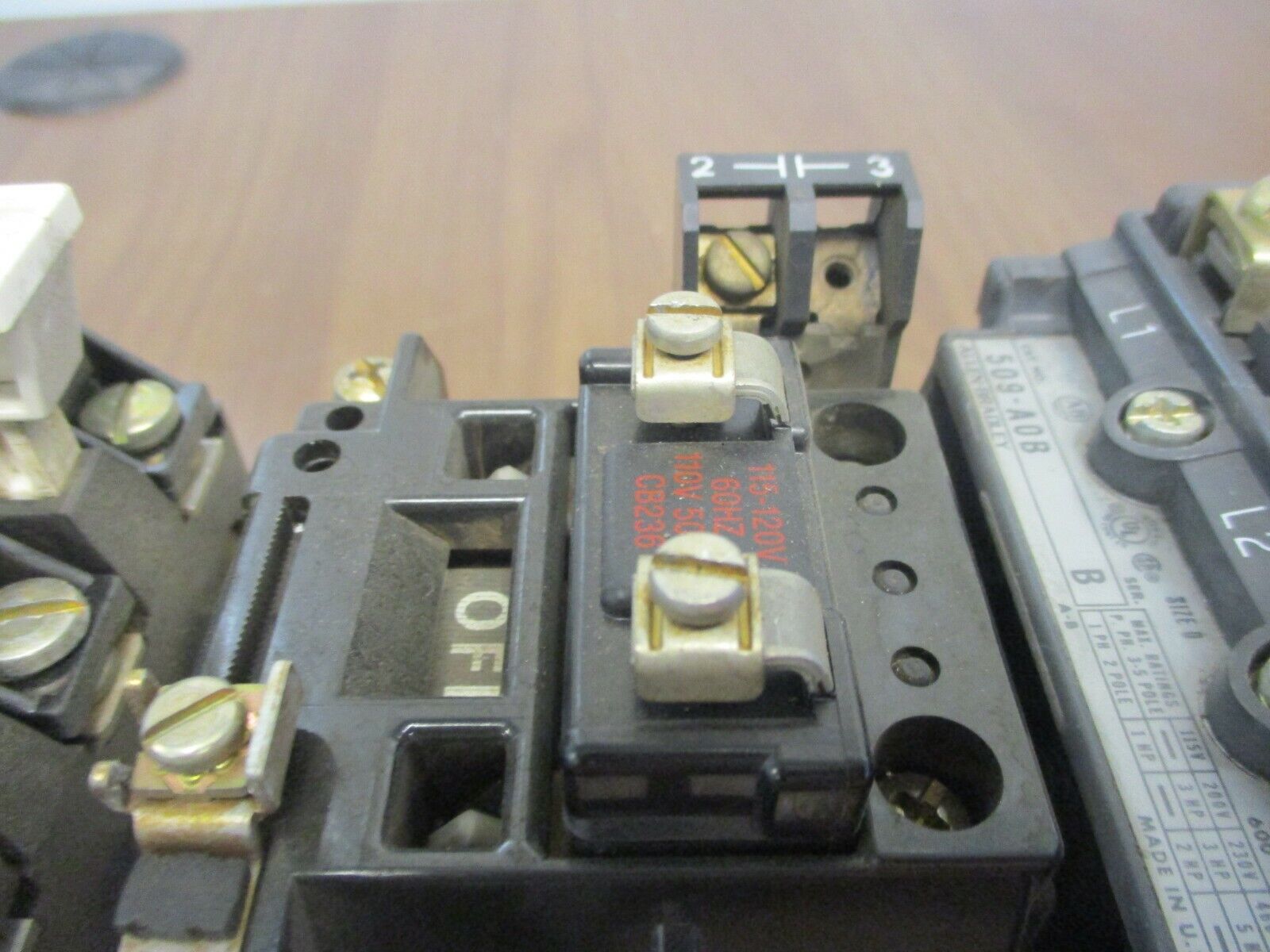Allen-Bradley Size 0 Contactor 509-AOB Ser. B 115-120V Coil 18A 600V Used