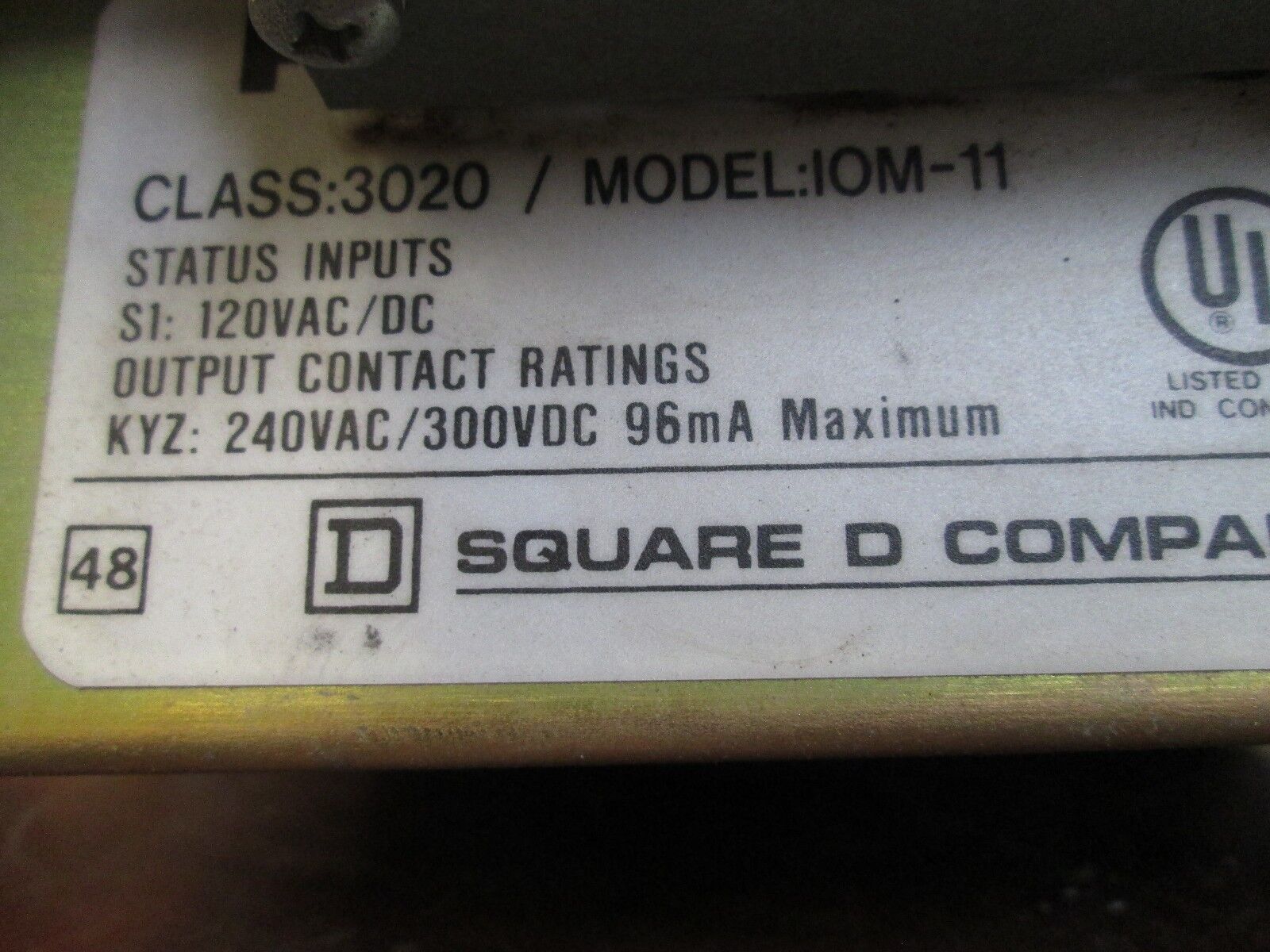 Square D PowerLogic Circuit Monitor 3020 CM-2150 w/ 3020 IOM-11 100-264VAC Used