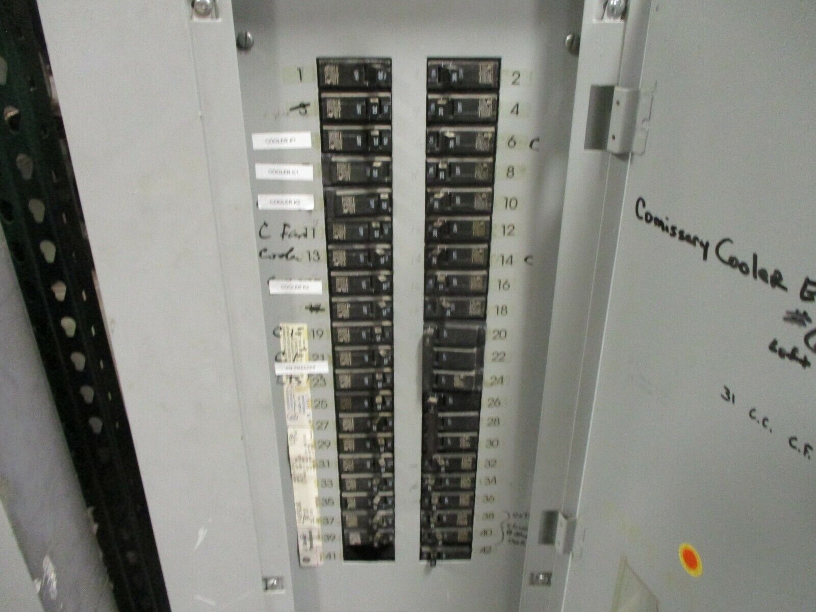 GE Main Breaker Circuit Breaker Panel AQF3422ABX 225A Max 208Y/120 3Ph 4W Used