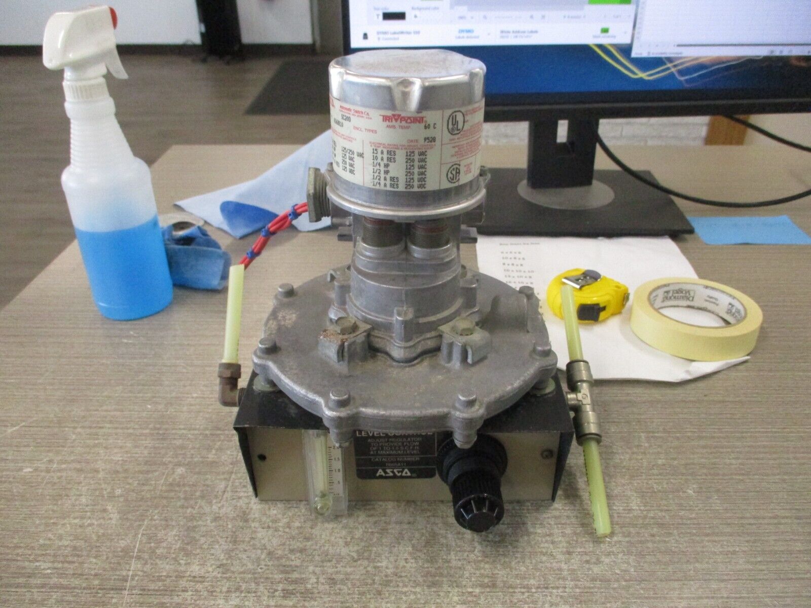 ASCO Tri Point Pressure Switch W/Level Control SC20D/TB0511 Flow: 1-1.5 S.C.F.H.