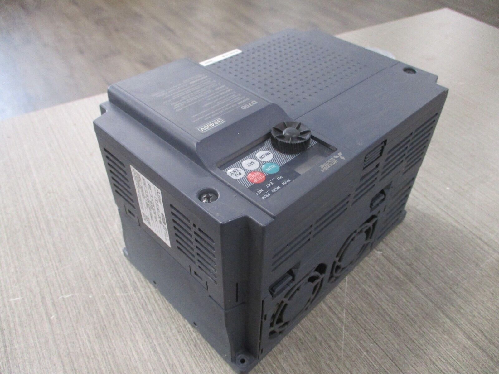 Mitsubishi D700 AC Drive FR-D740-120-NA 7.5 HP 3Ph Input: Output: Used