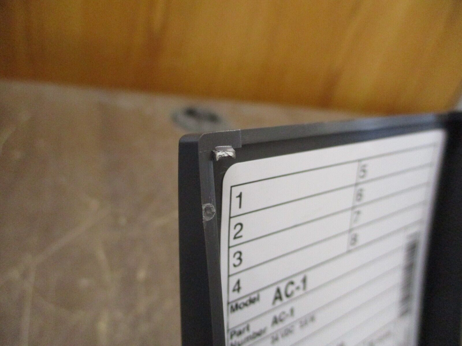 Schneider Electric Access Control Expansion Module AC-1 RS485 24VDC 2.6W Used