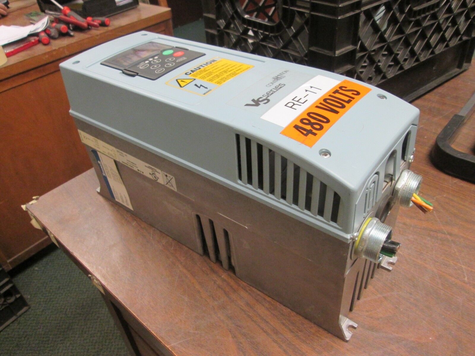 Johnson Controls VS Series AC Drive VS020410A-L0000 20HP 3Ph Used