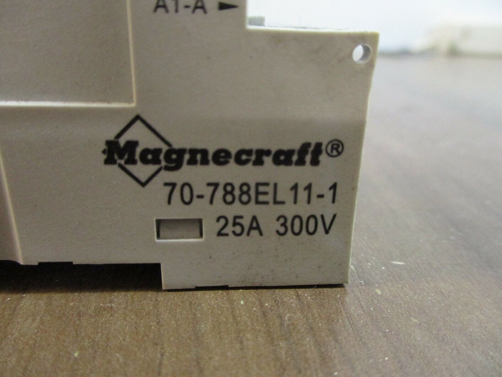 Magnecraft Relay Socket 70-788EL11-1 25A 300V *Box of 6* New Surplus