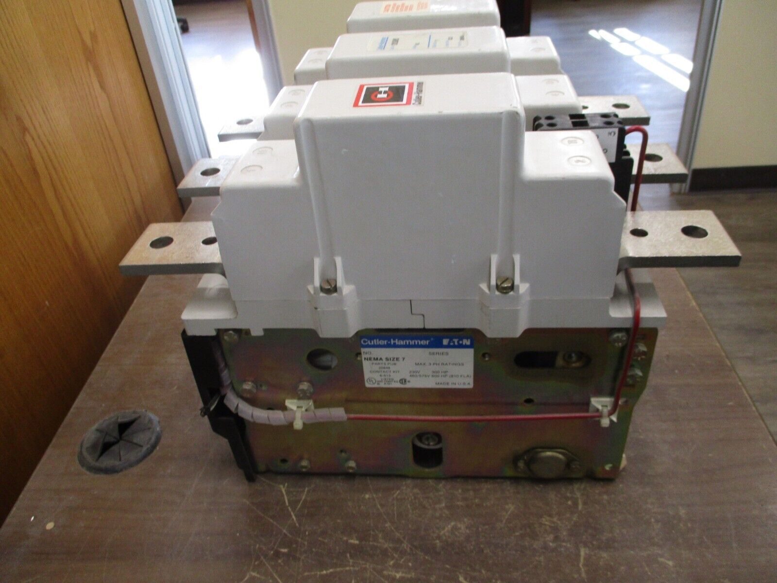 Cutler-Hammer Size 7 Contactor CN15UN3 Ser. A1 810A 600V 3P 110-120V Coil Used