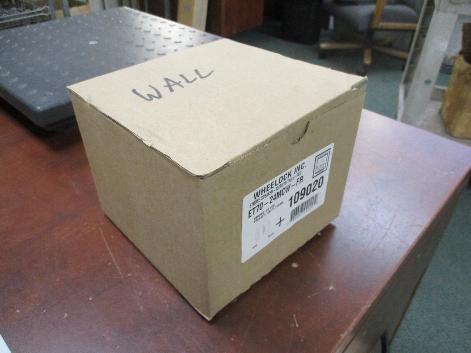 Wheelock Strobe Speaker ET70-24MCW-FR Strobe: 24VDC Speaker: 25/70.7VRMS Red