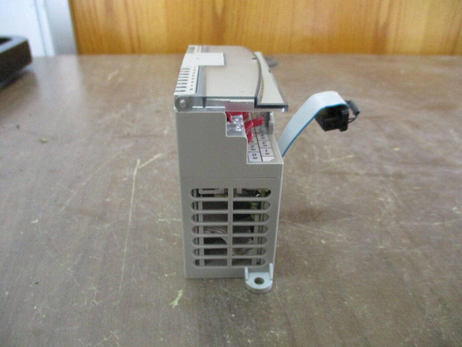 Allen-Bradley MicroLogix Sink/Source Input Module 1762-IQ16 Ser. B Rev. B 24VDC