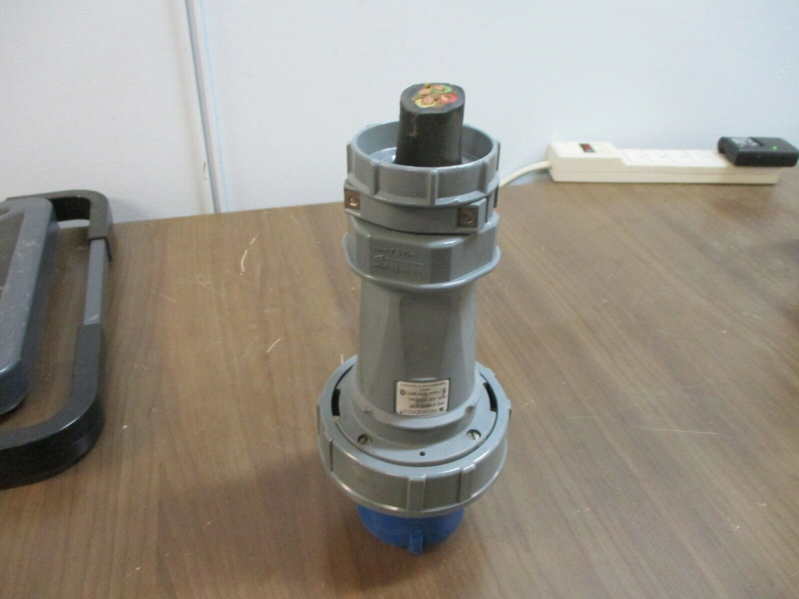 Mennekes Plug ME460P9W 60A 250V 4W Used