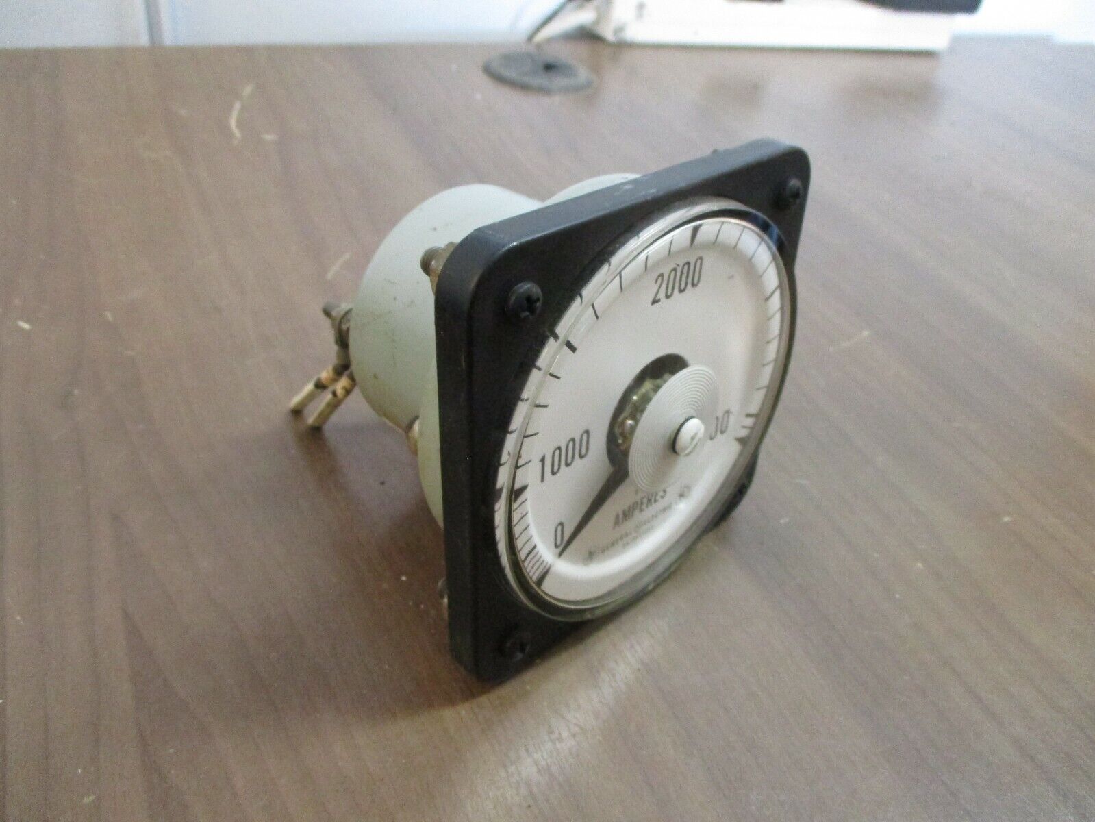 GE AB40 AC Ammeter 50-103131LSUB2 Range: 0-3200A Used