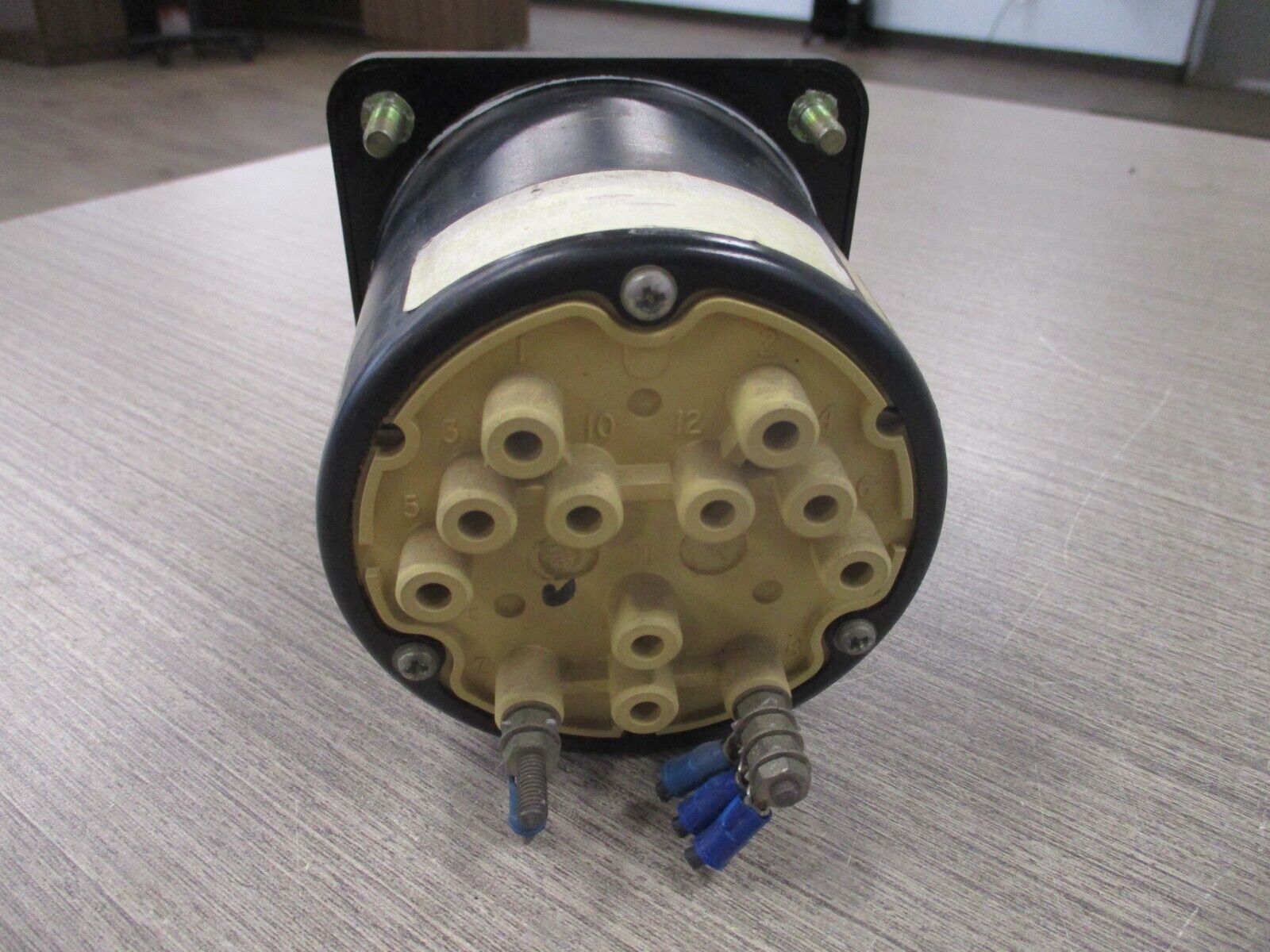 Crompton Frequency Meter 077-41LA-PNAN-AN Range; 55-65HZ Used