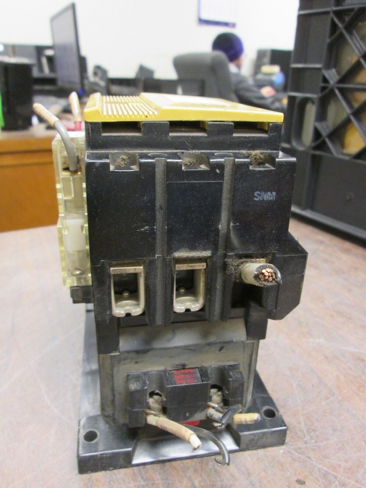 Allen-Bradley Contactor 100-A60N*3 120V Coil 60A 600V Used