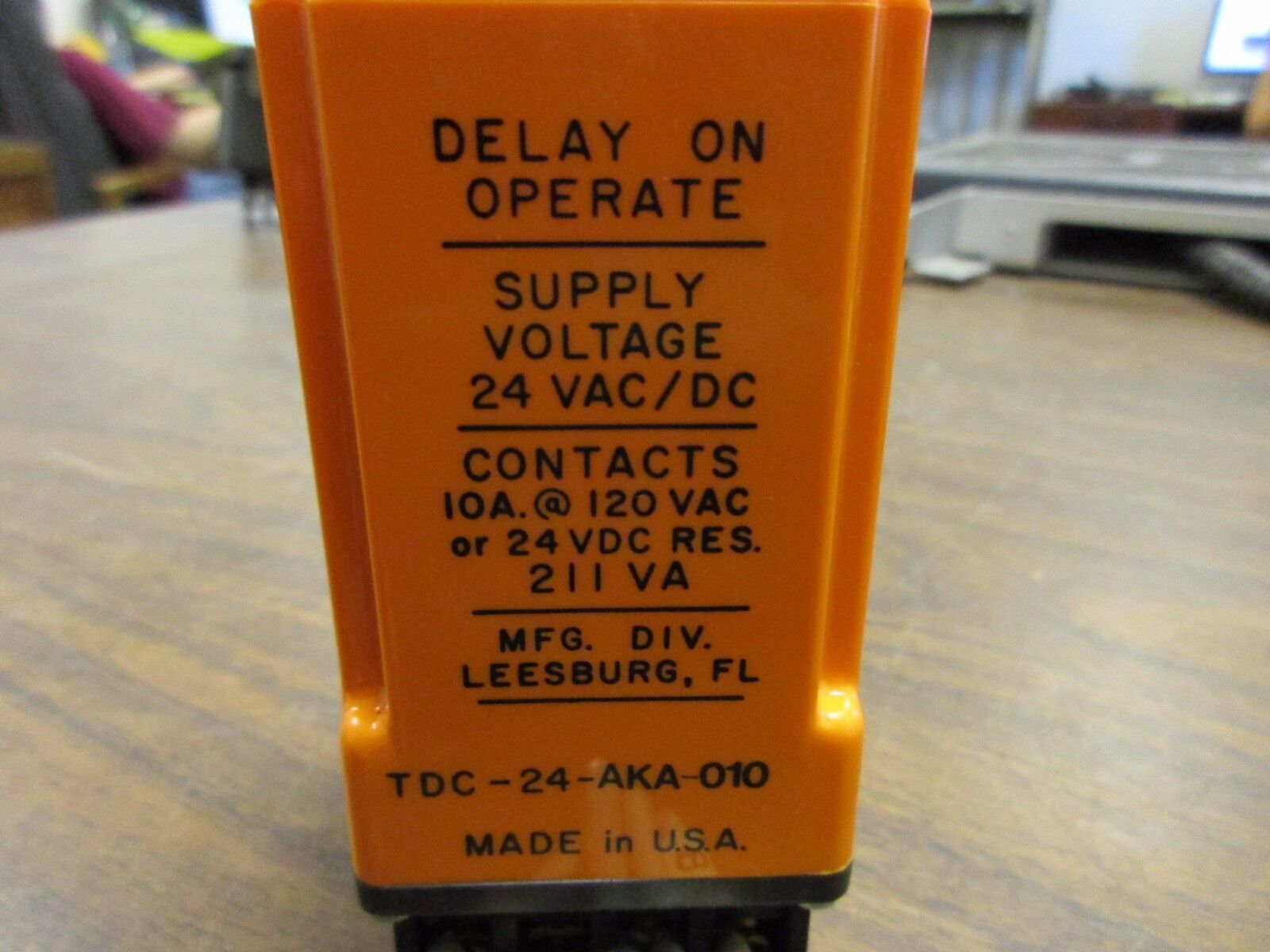 Diversified Electronics Time Delay Relay TDC-24-AKA-010 24V Range:0.1-10Sec Used