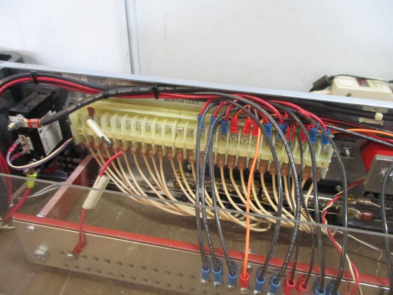 Emerson Fuse Termination Panel FTW-48-100 8320000240 Used