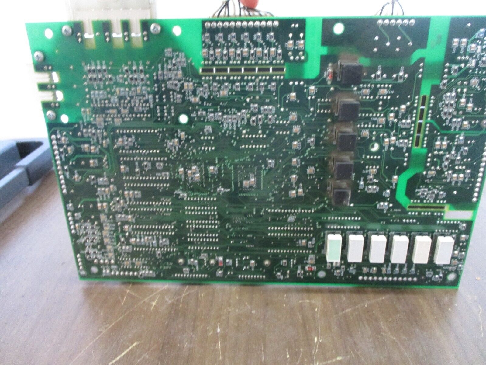 Eaton Monitor Panel Control Board 101073071-001 Rev. J01 Used