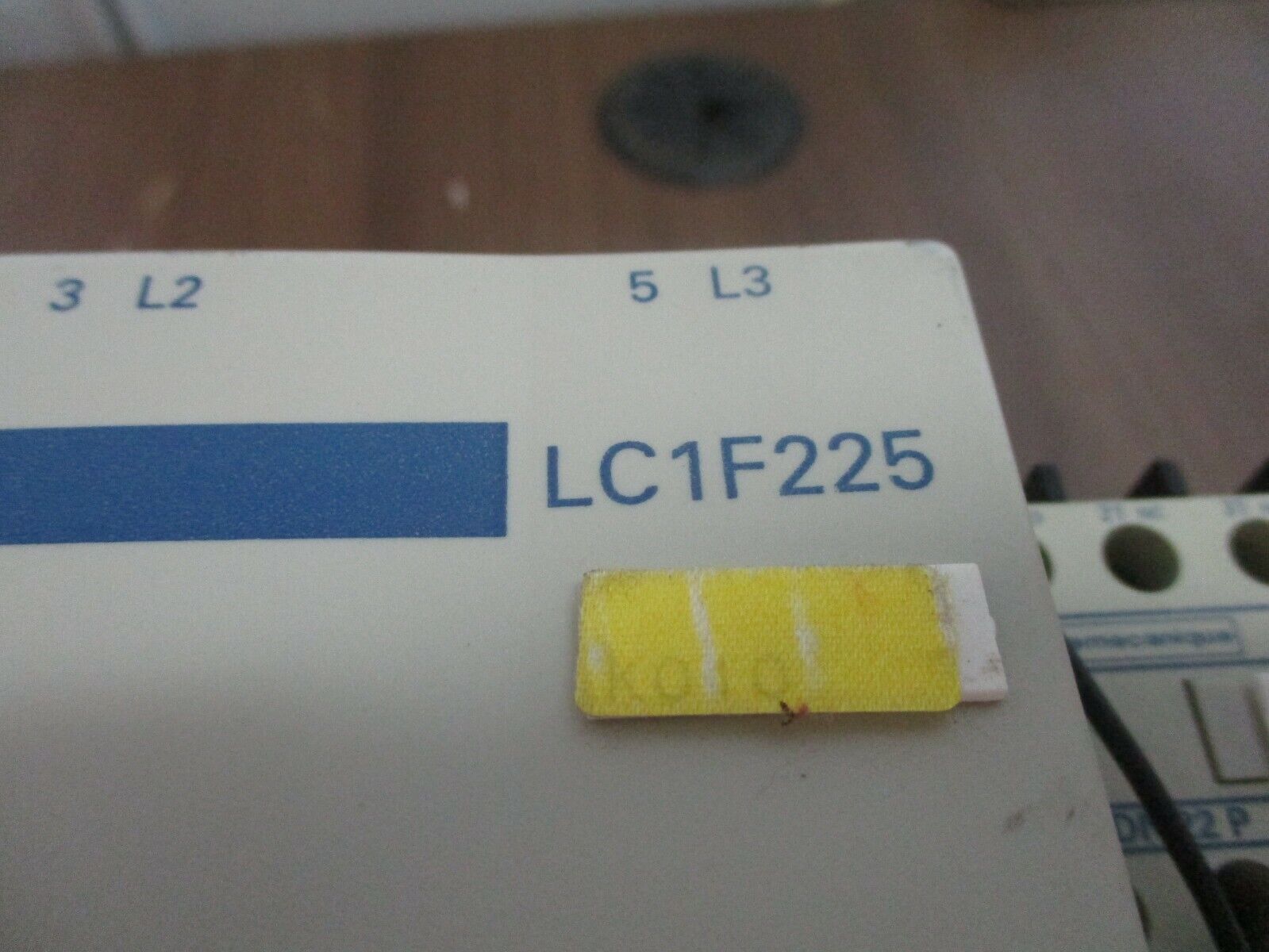 Telemecanique Contactor LC1F225 265/277V Coil 250A 600V w/ (1) Aux Contact Block