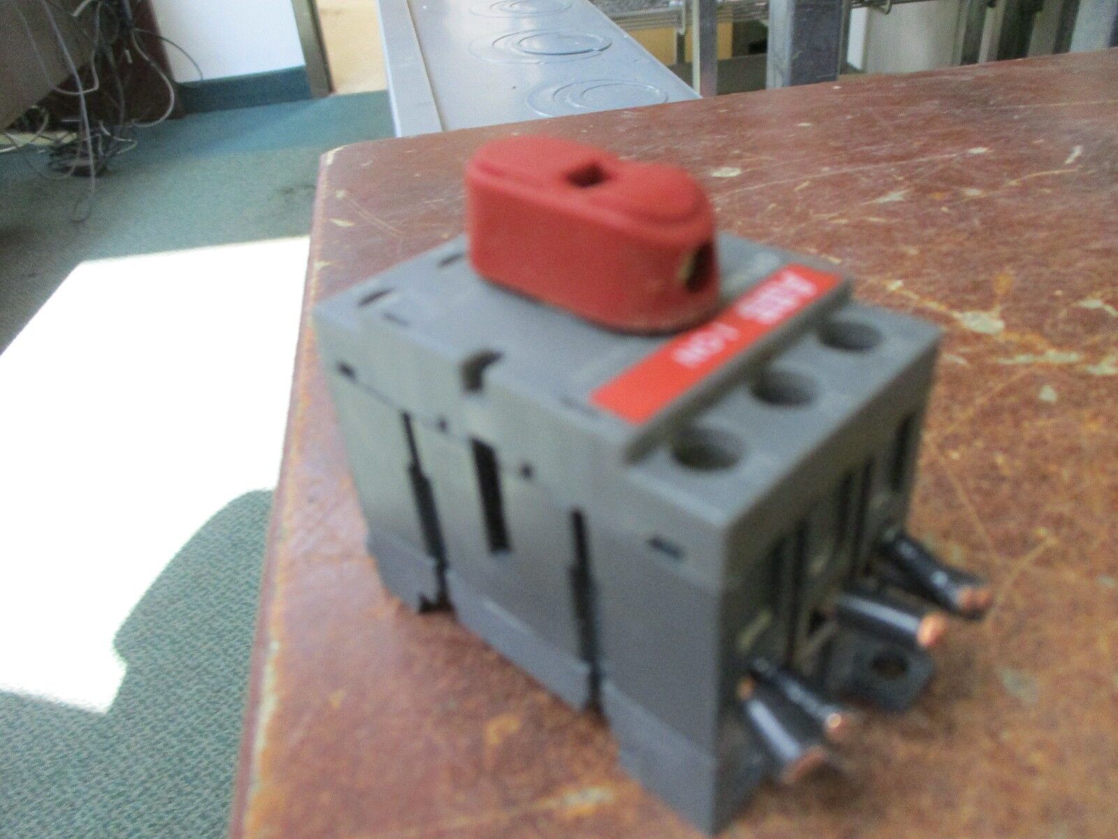 ABB Disconnect Switch OT16E3 16A 600V 3P No Handle Used