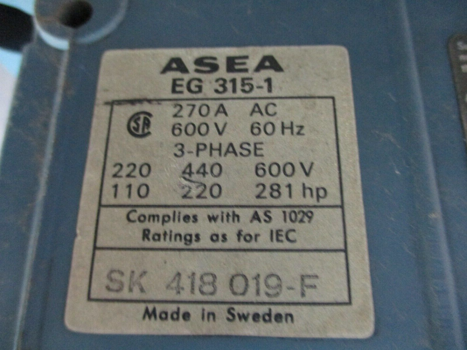 Asea Size 5 Contactor EG 315-1 270A 600V 110-120V Coil *Chipped Cover* Used