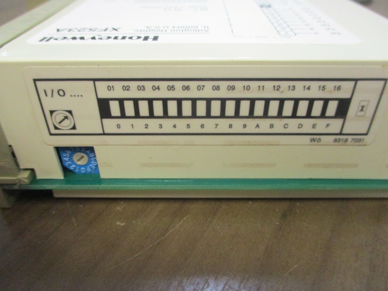 Honeywell Digital Input Module XF523A 24V AC/DC Used