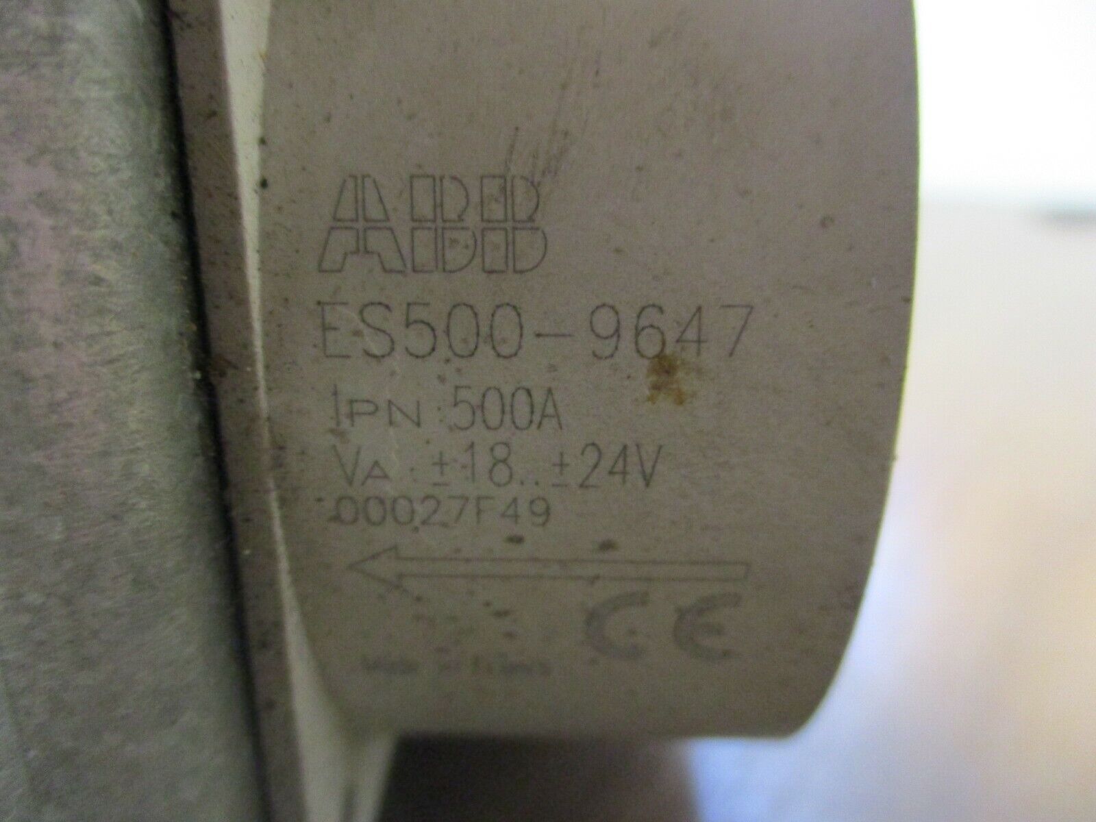 ABB Current Transformer ES500-9647 500A 18-24V Used