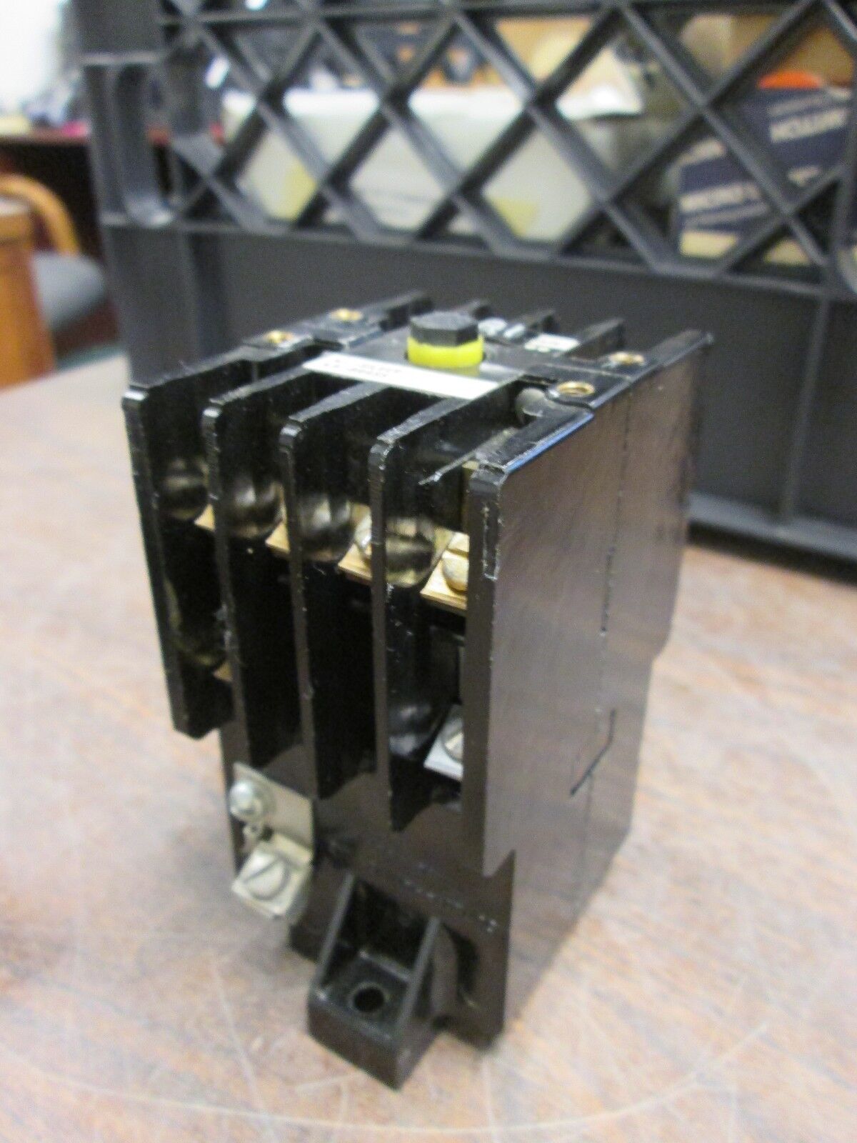 Cutler-Hammer Relay No. 910 9575H2255B 115/120V Coil Used