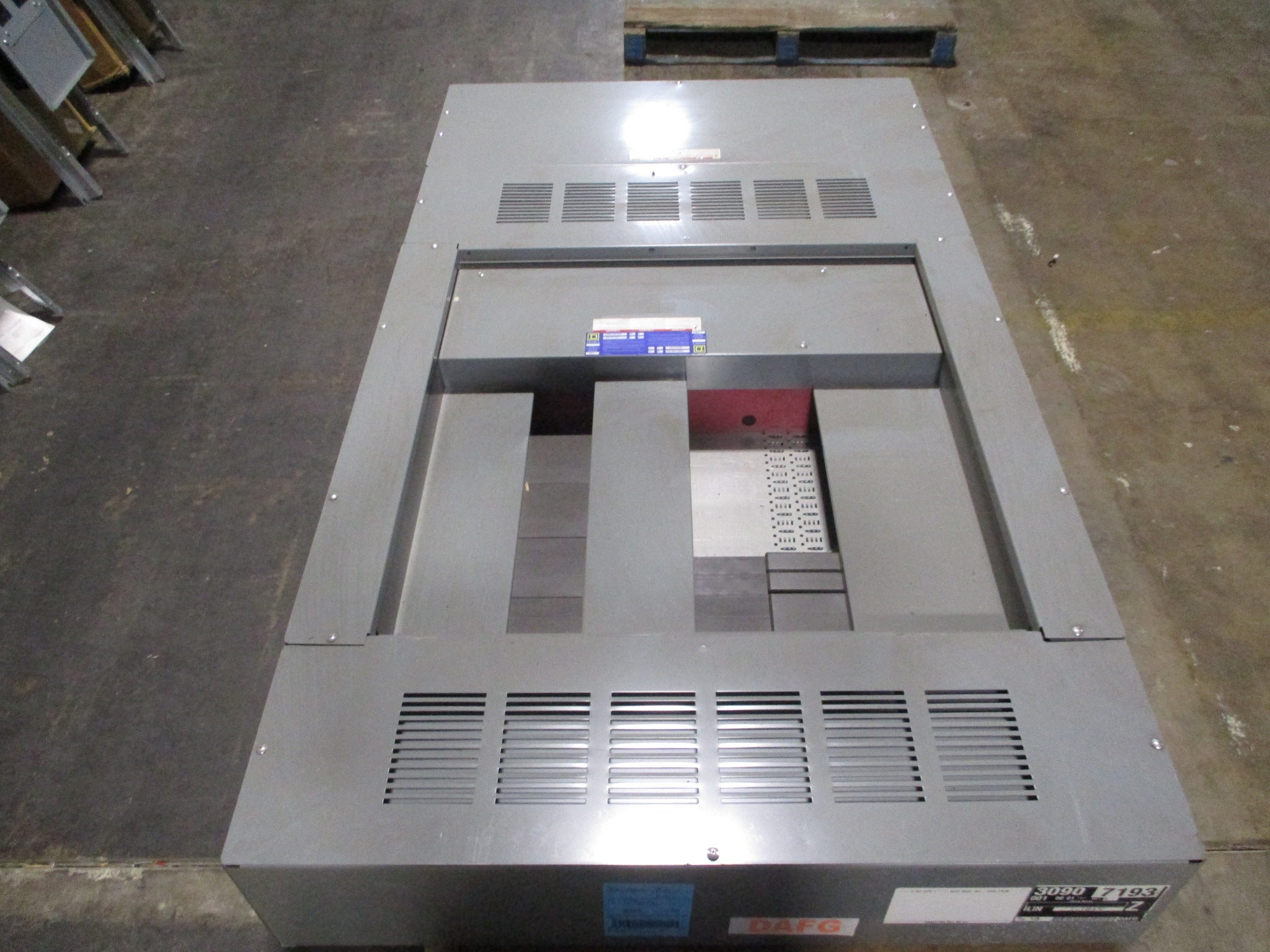 Square D I-Line Panel 12309071930010001 Ser. E1 400A 480Y/277V 3Ph 4W Used
