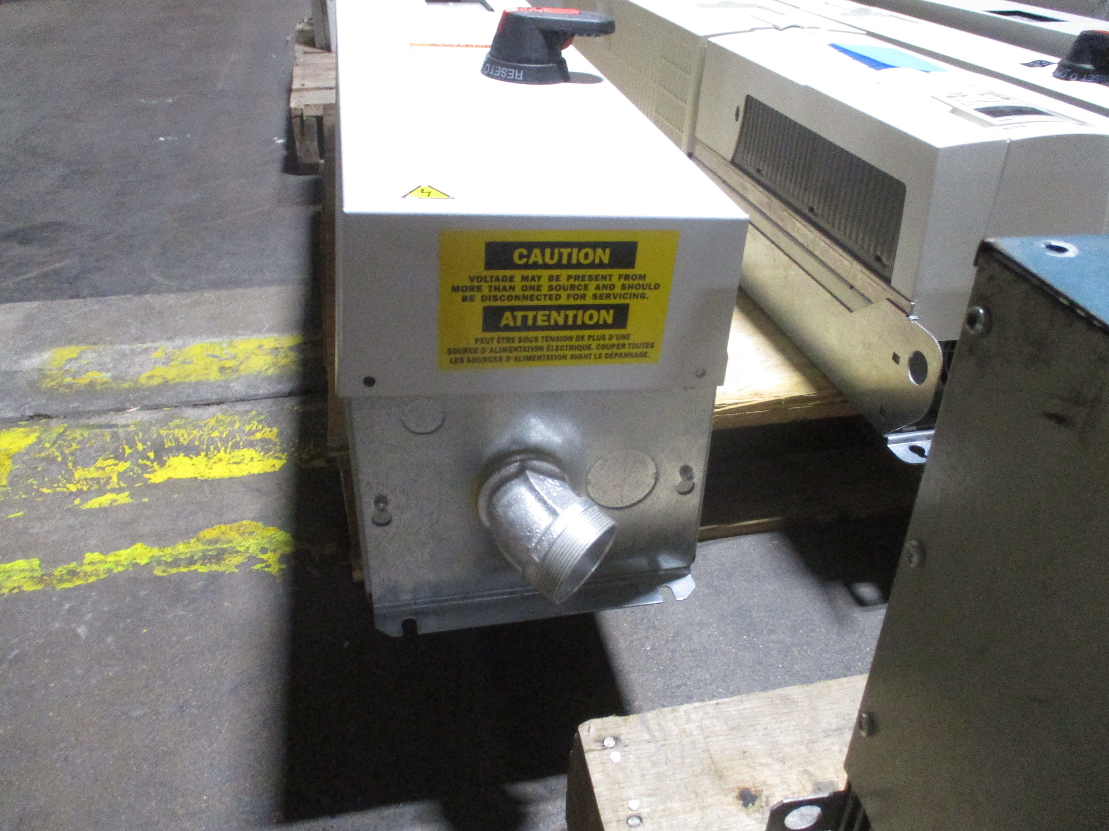 ABB ACH550 AC Drive W/Bypass ACH550-VC-031A-4+F267+K465 20HP 3Ph Input: 3PH 48-6