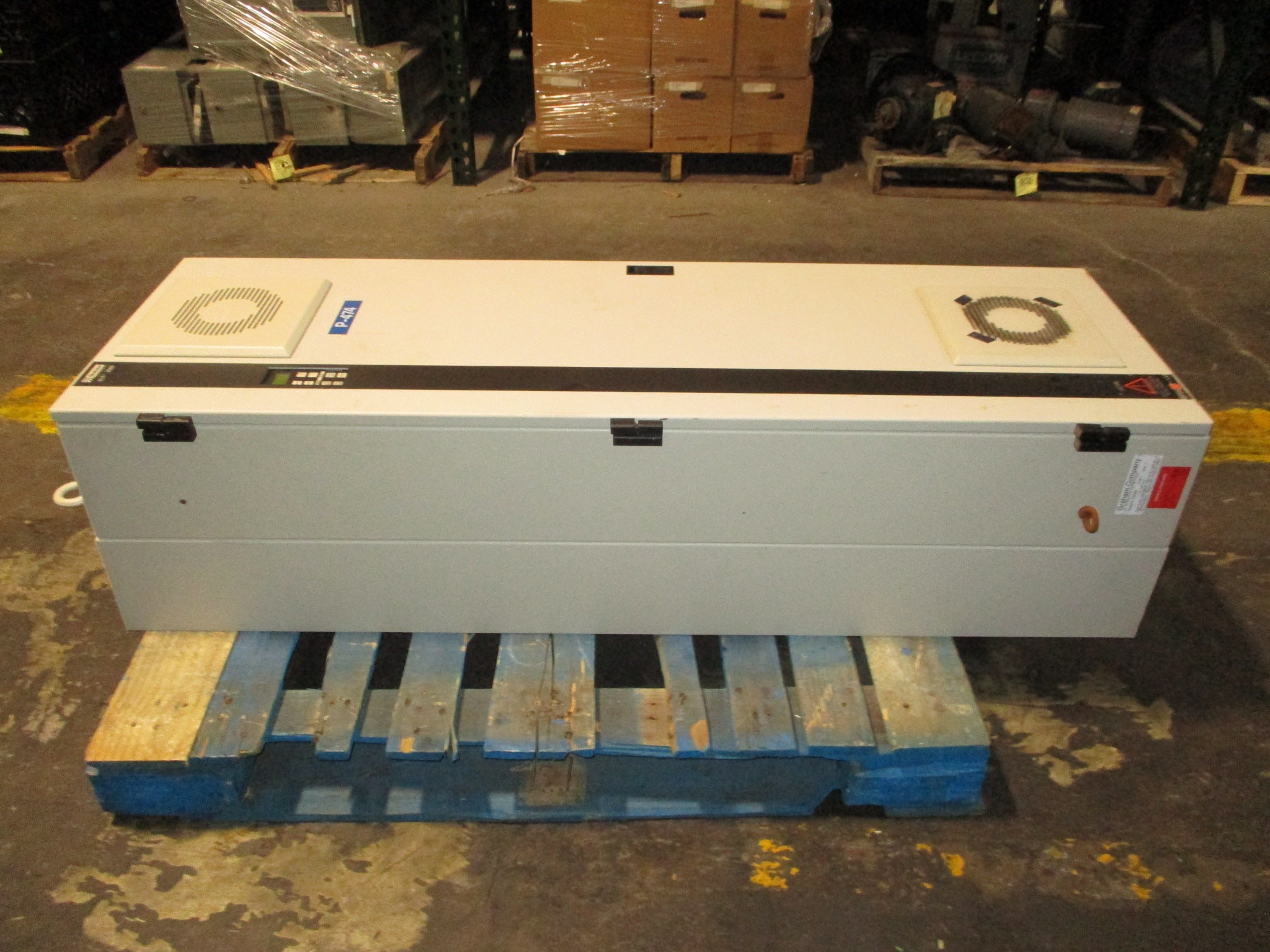 Graham VLT 3700 AC Drive 175L3722 200HP 3Ph w/ Keypad Used