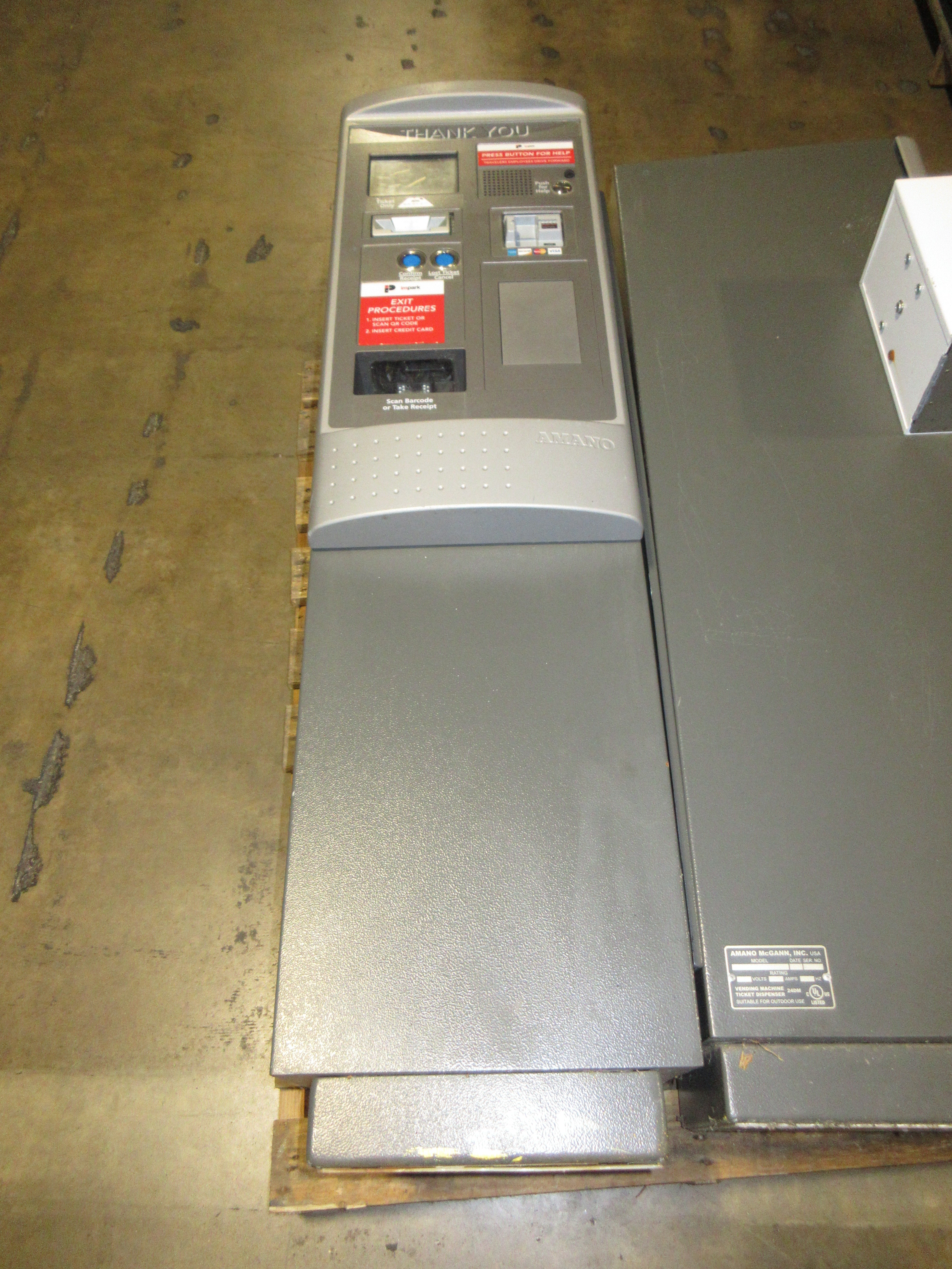 Amano McGann Parking Validation Ticket Dispenser 0-4700/0S1-0005 120V 10A Used