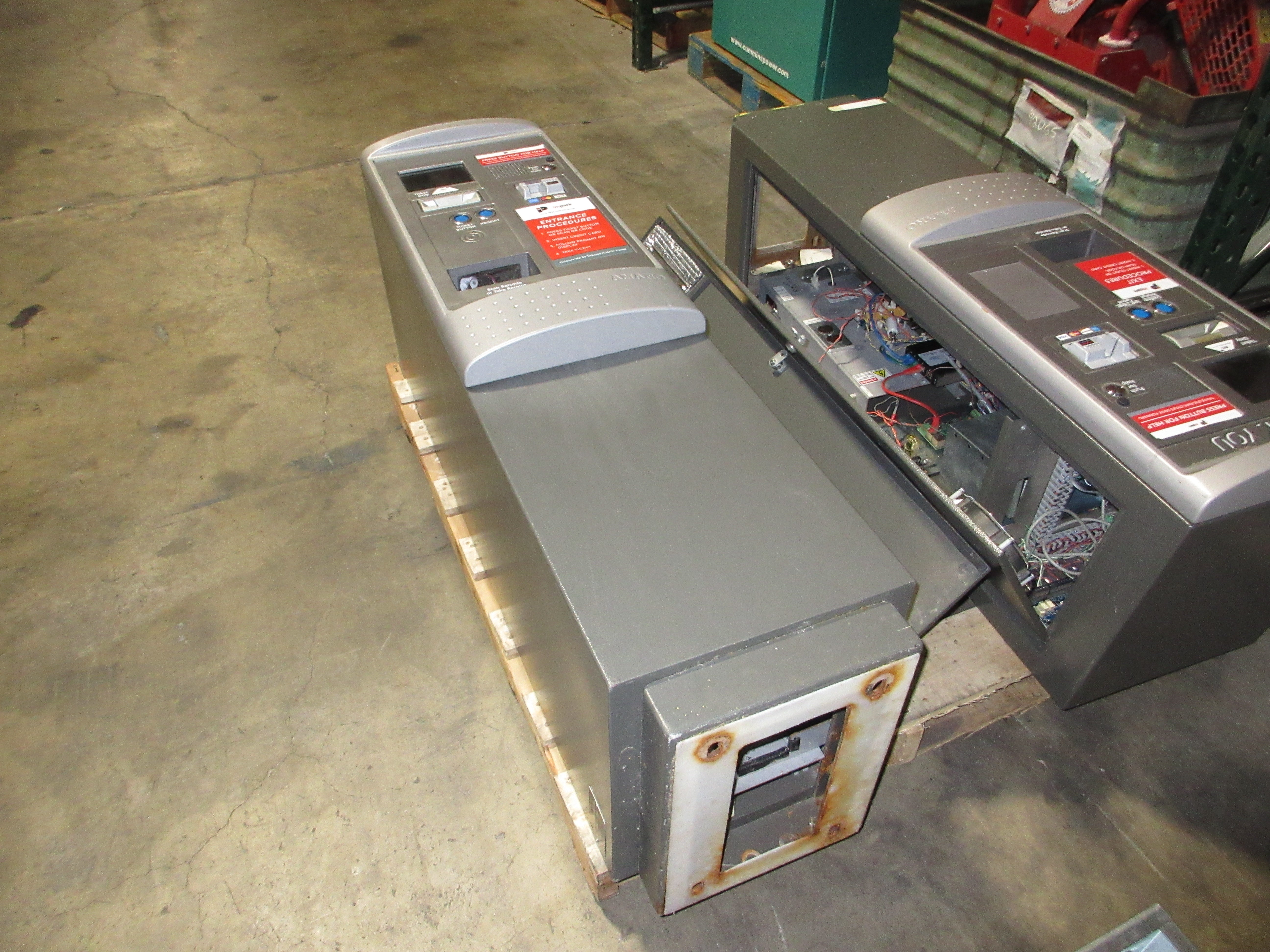 Amano McGann Parking Validation Ticket Dispenser 0-2700/0S1-00P5 120V 10A 60Hz